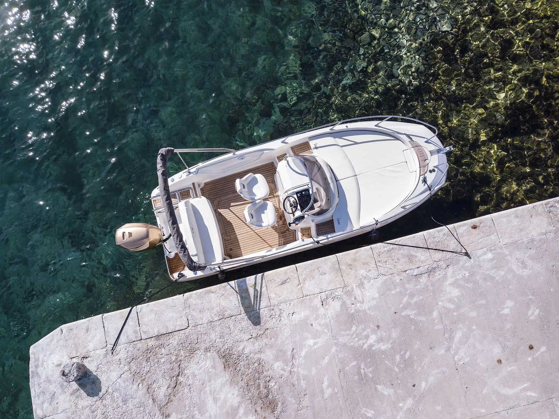 Boot mit Apartment in Kroatien